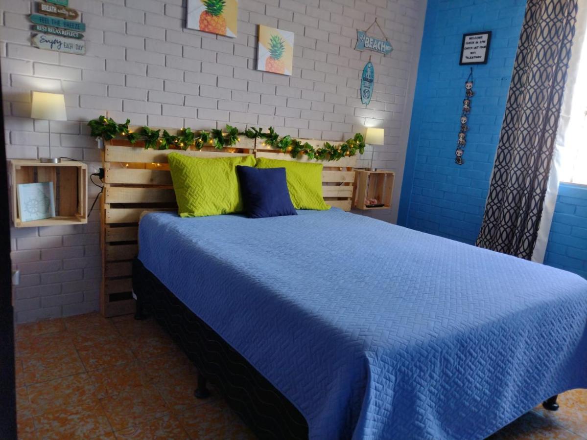 Hostal De Lucca Guatemala City Exteriör bild
