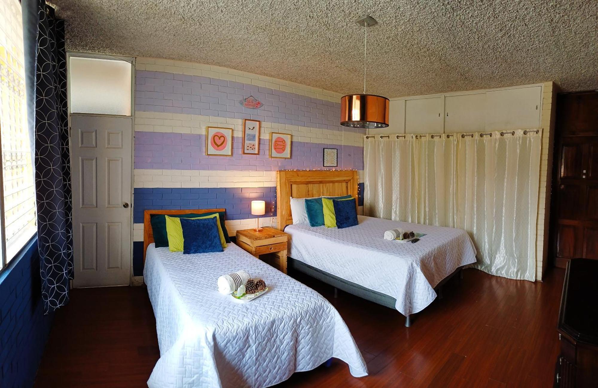Hostal De Lucca Guatemala City Exteriör bild